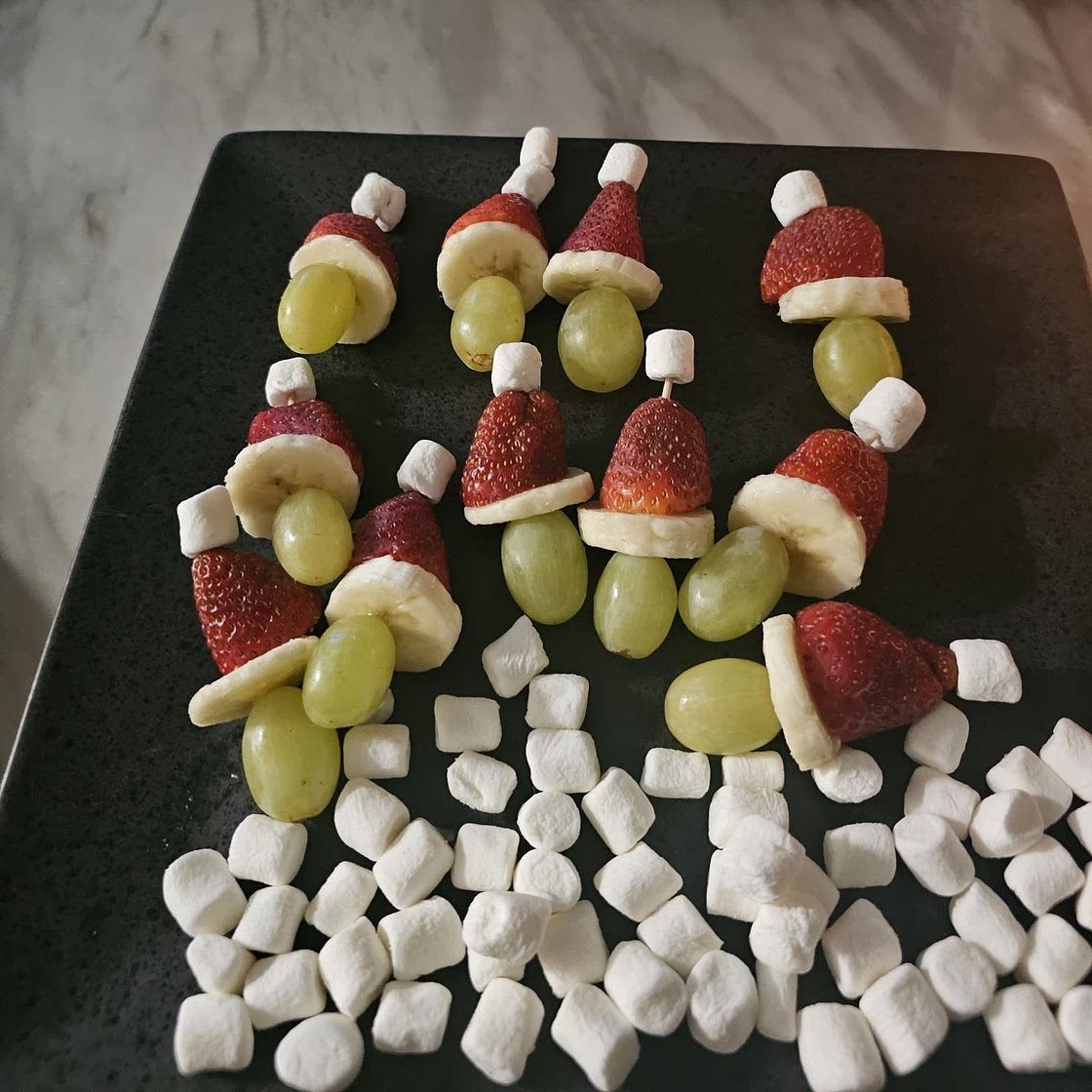Grinch Kabobs