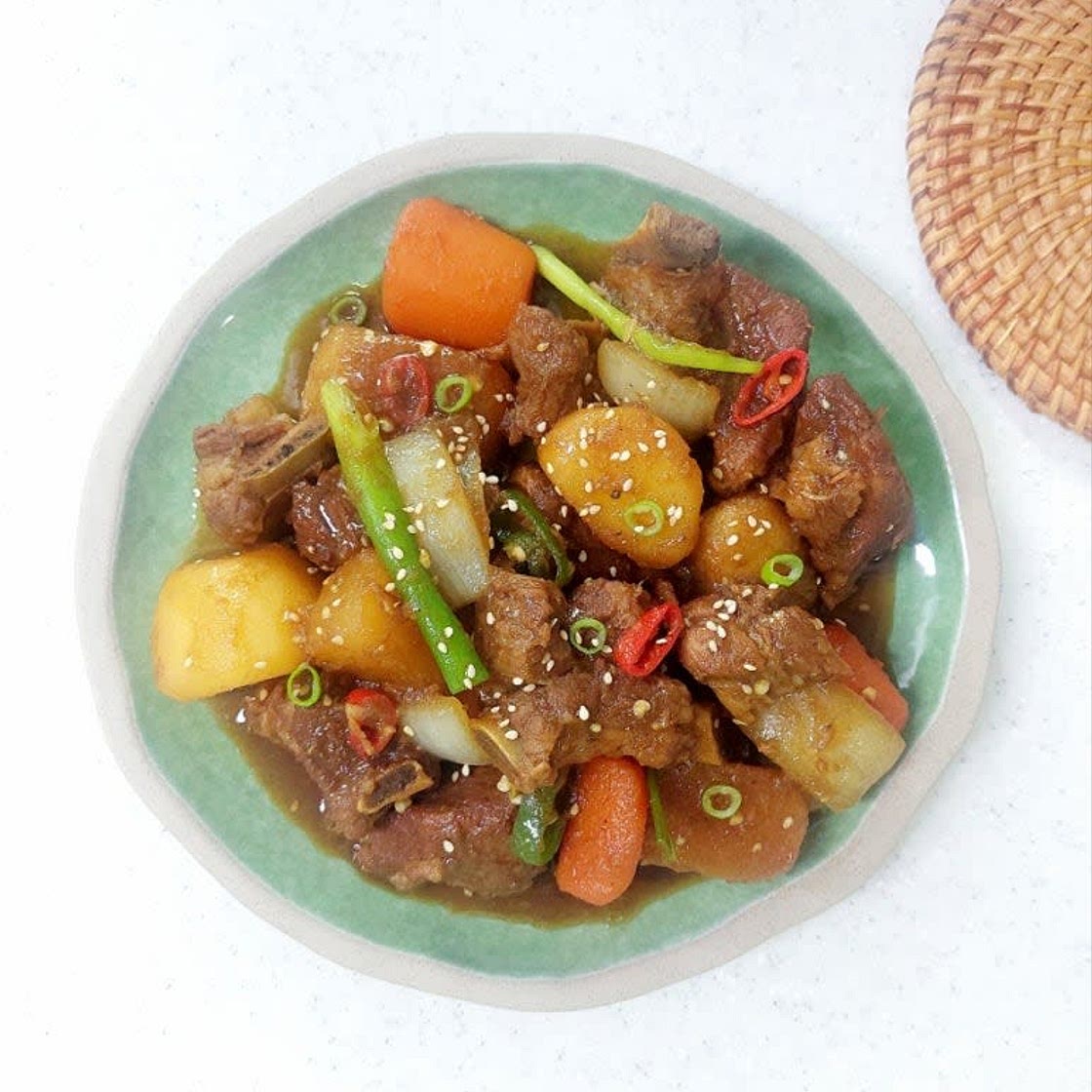 돼지갈비찜 만드는법 돼지갈비찜 양념  레시피