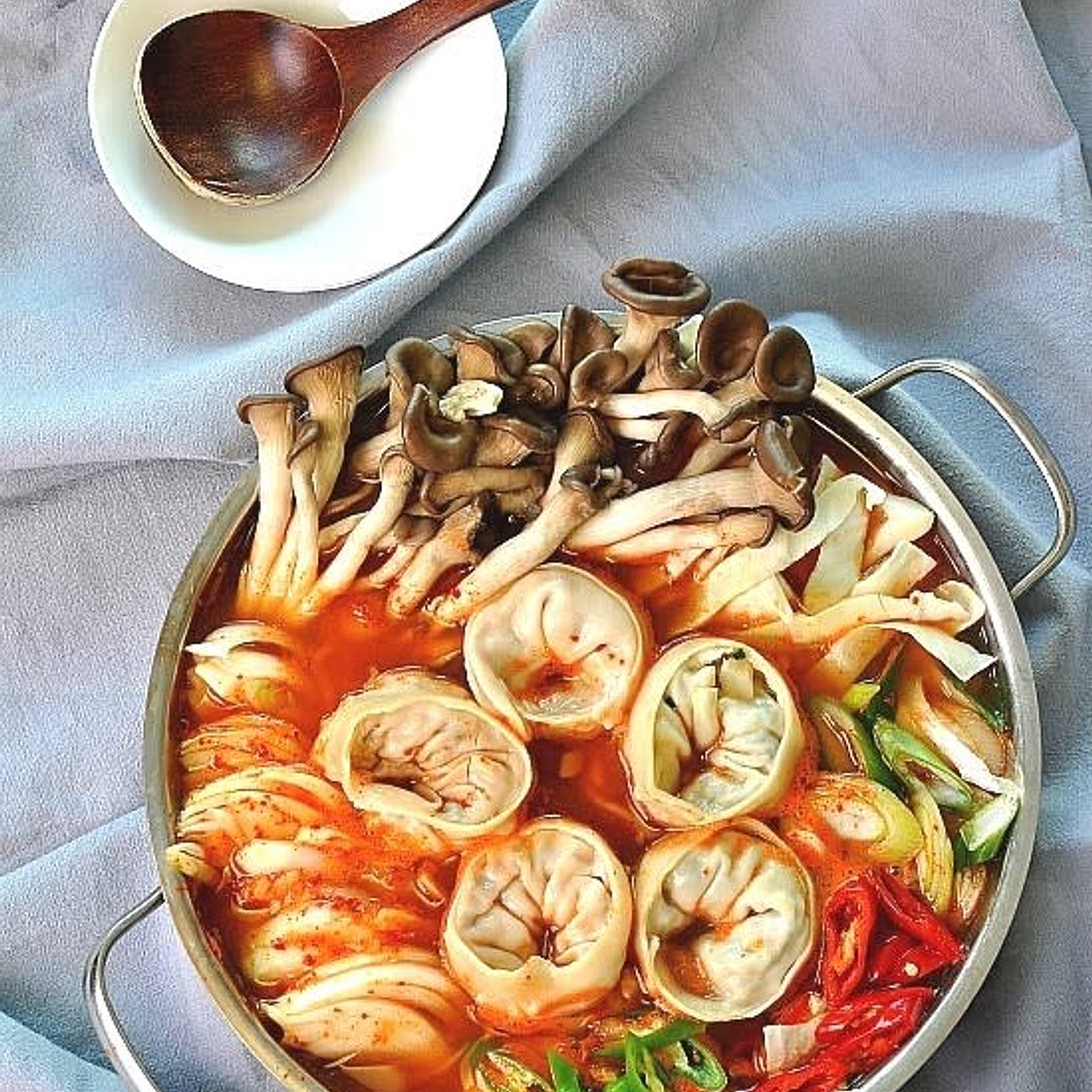 김치만두전골