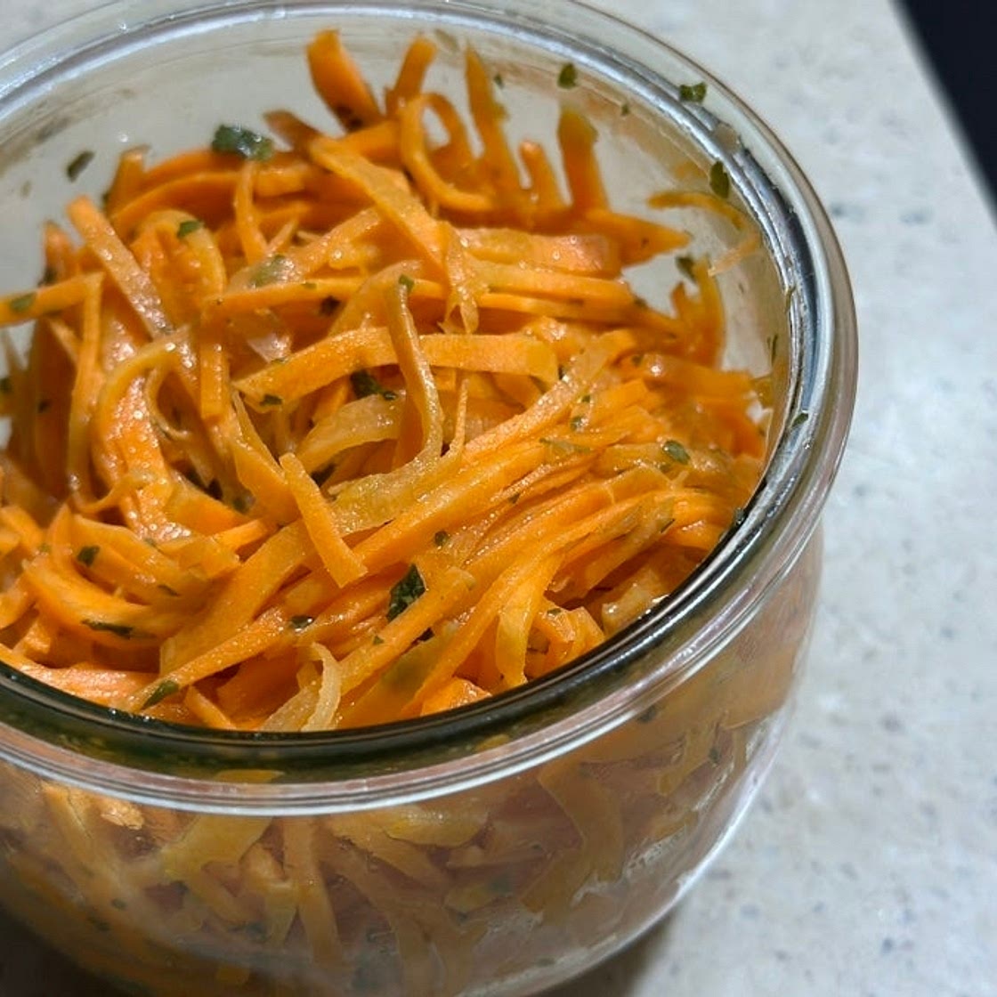 제철 당근으로 더 맛있는 당근 라페 만들기