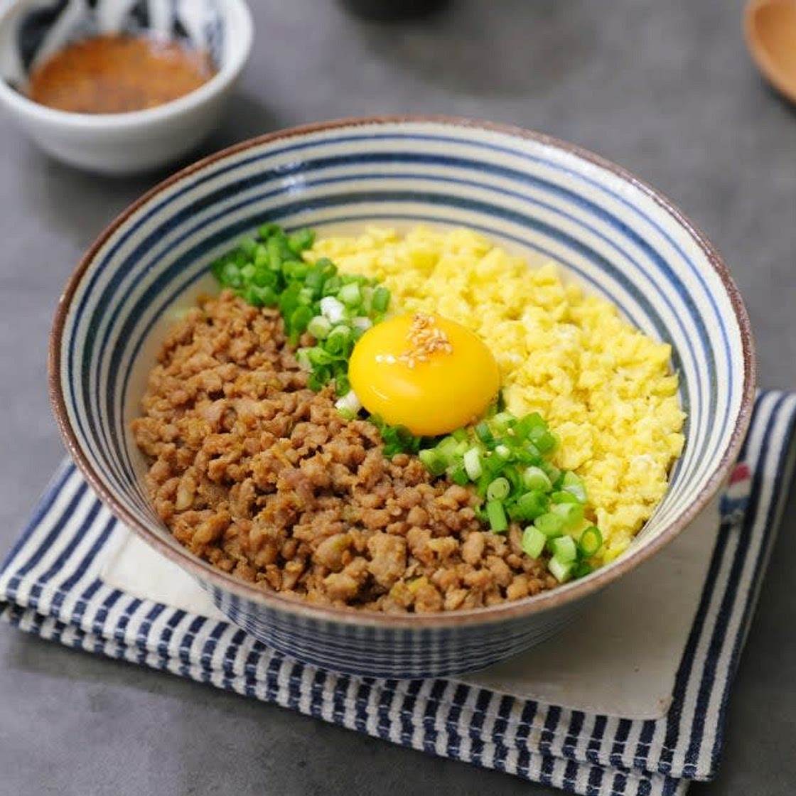 돼지고기 삼색소보로 덮밥 만들기 돼지불고기덮밥 다진돼지고기요리 볶음