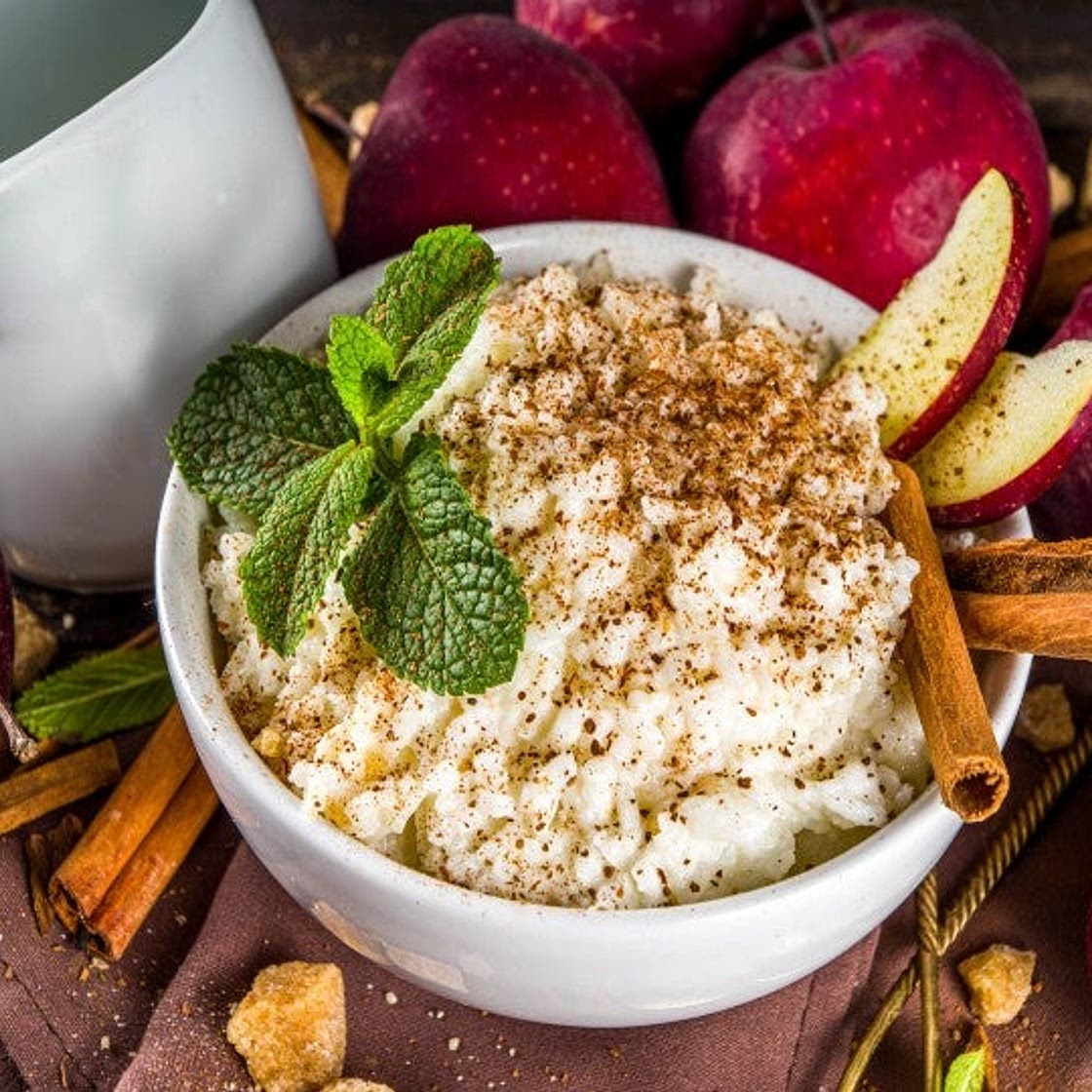 Cómo hacer ARROZ con LECHE con MANZANA y CANELA, ¡receta fácil!
