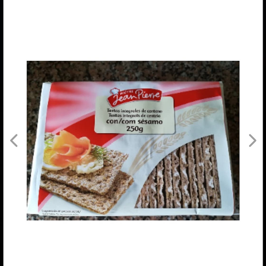 Tostas integrais com queijo light