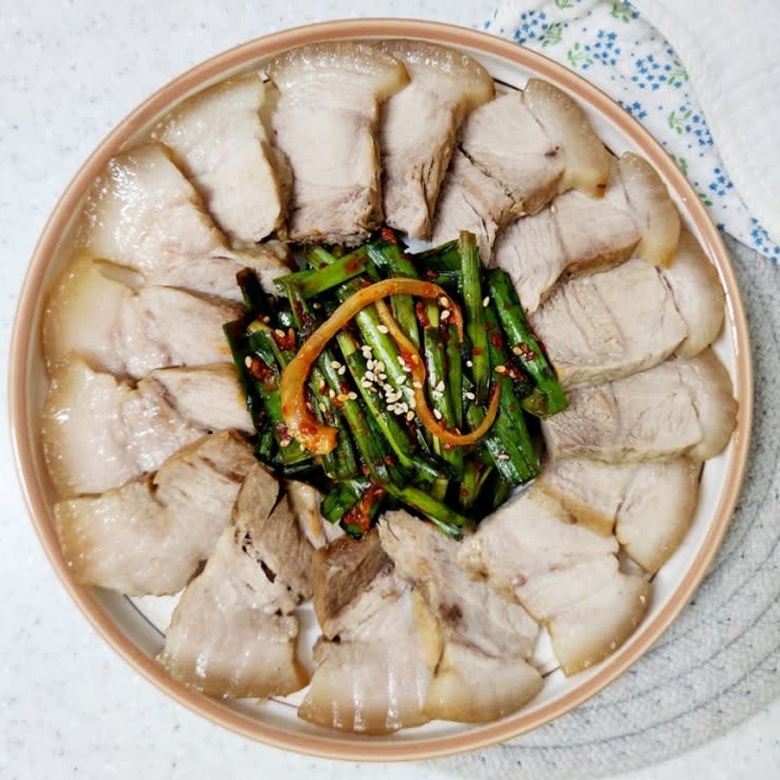 앞다리살 무수분수육 냄비 쌍화탕  무수분수육 레시피