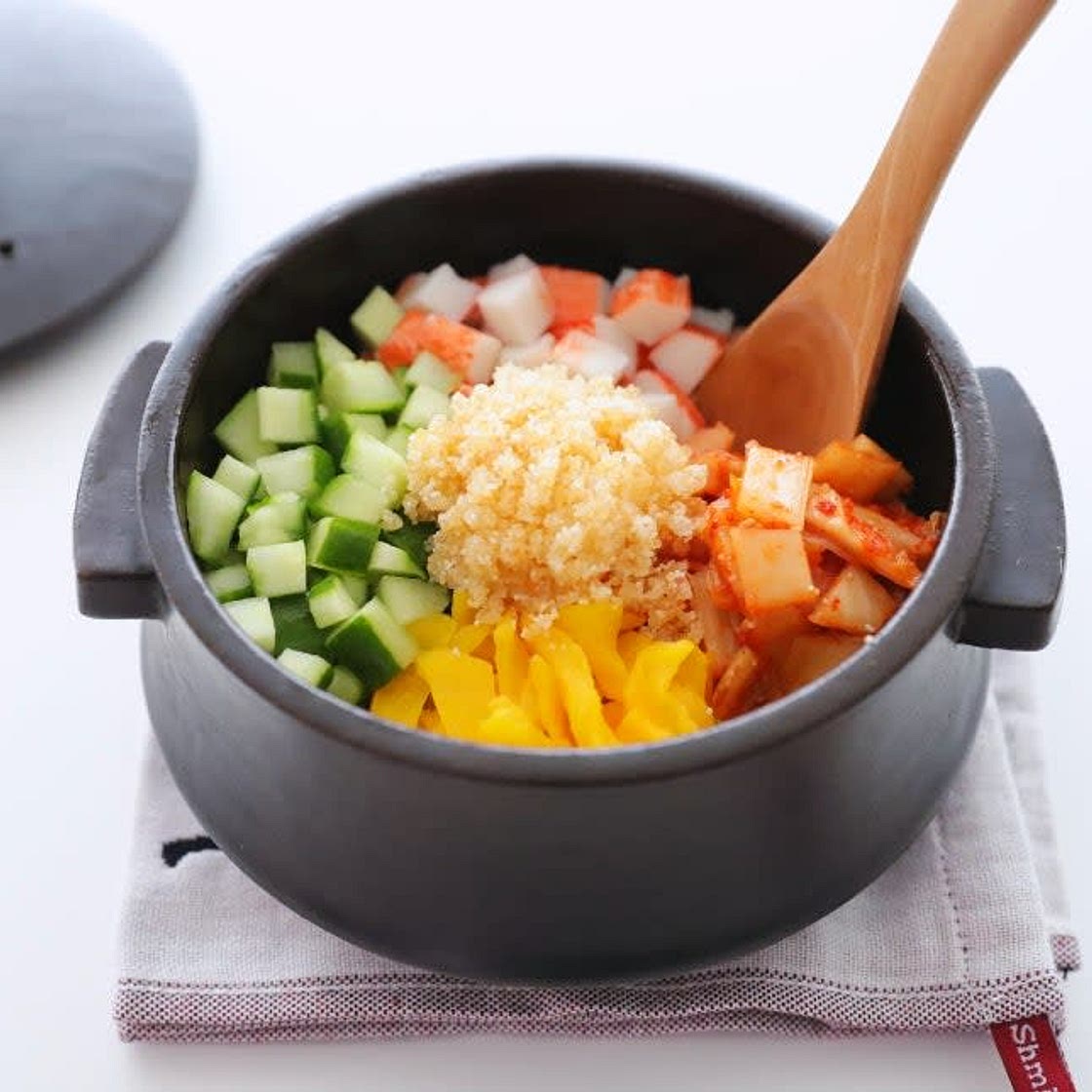 김치 날치알밥 날치알해동 돌솥비빔밥 날치알비빔밥 날치알요리