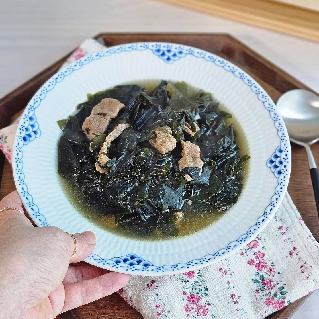 소고기미역국 맛있게 끓이는 방법 마른미역 요리 참치액젓 레시피