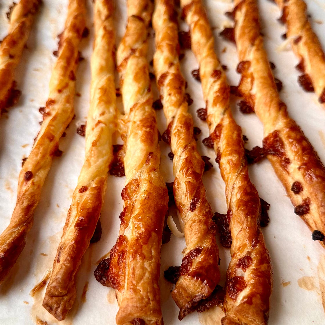 Crispy chili cheese sticks 