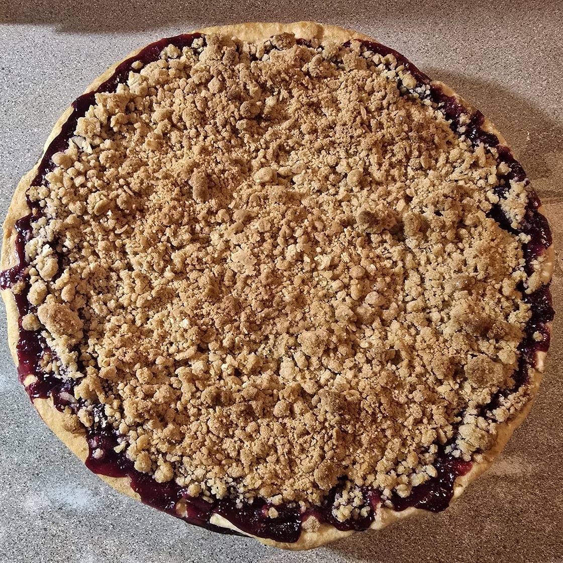 Blueberry Crumble Pie by Lisa Diamond