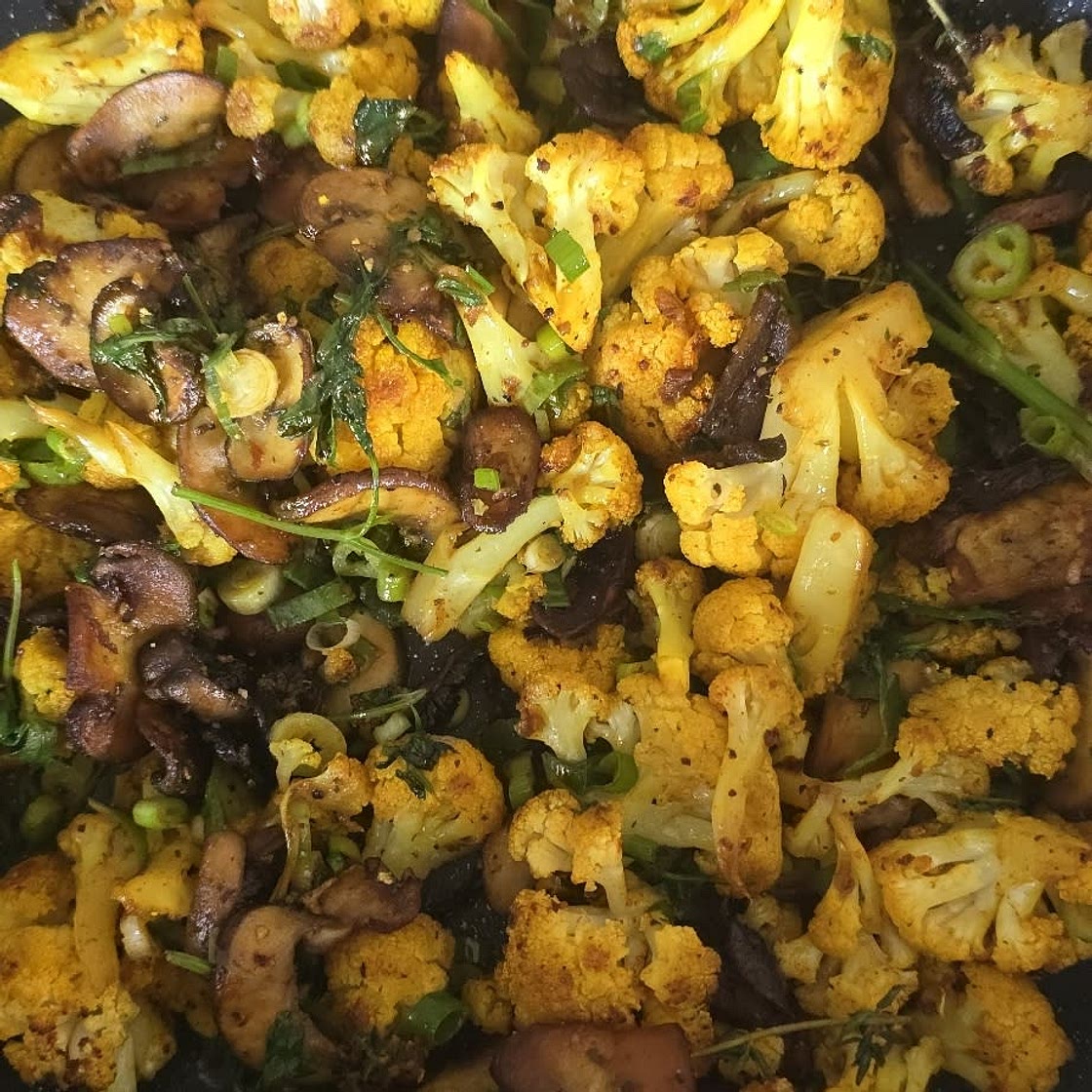 Garlic Cauliflower and Mushroom