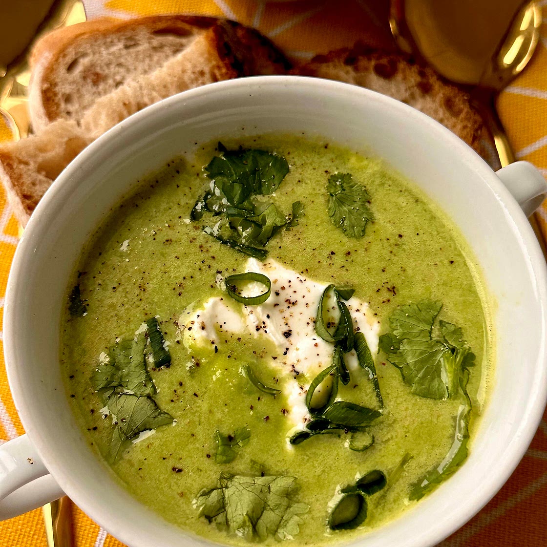 10 minute Pesto  Pea  and Lime soup 