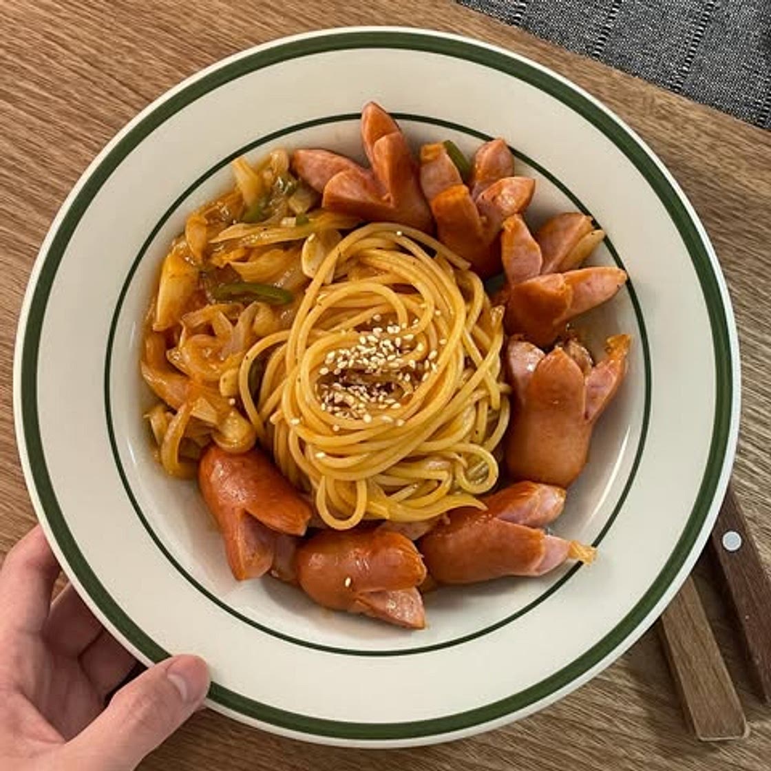 매콤달달 소세지 야채볶음 파스타👩🏻‍🍳