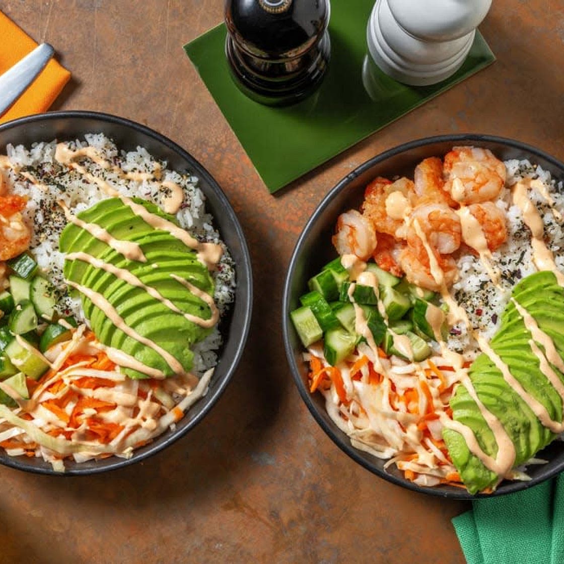 Pokébowl met garnalen en avocado