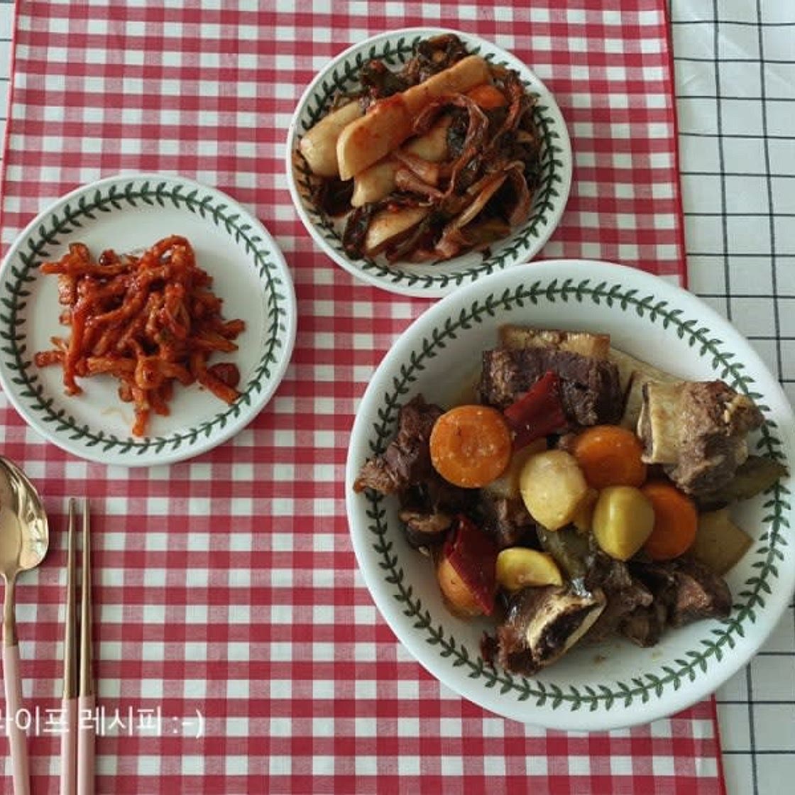 [소갈비찜 레시피] 가족 모두 좋아하는 풍성한 메인 요리 전기밥솥 갈비찜 만들기
