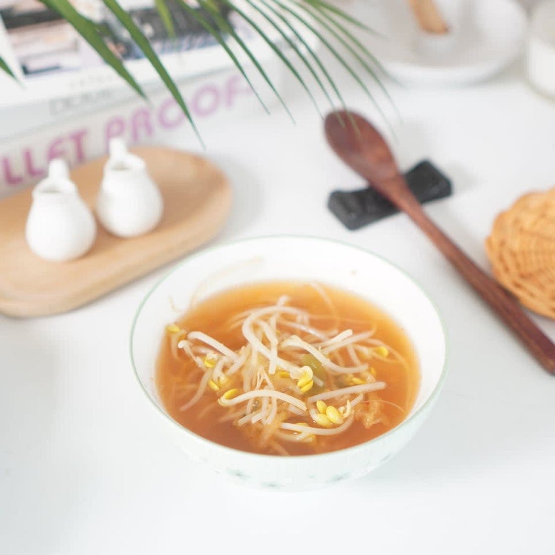 시원한 김치콩나물국 끓이는법 묵은신김치요리 아이 김치국끓이기