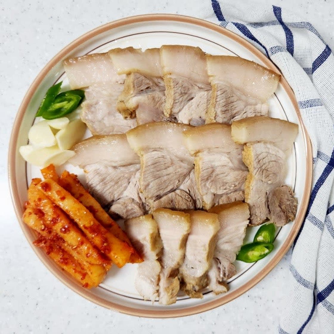 돼지고기 앞다리살 수육삶기 수육 보쌈 레시피