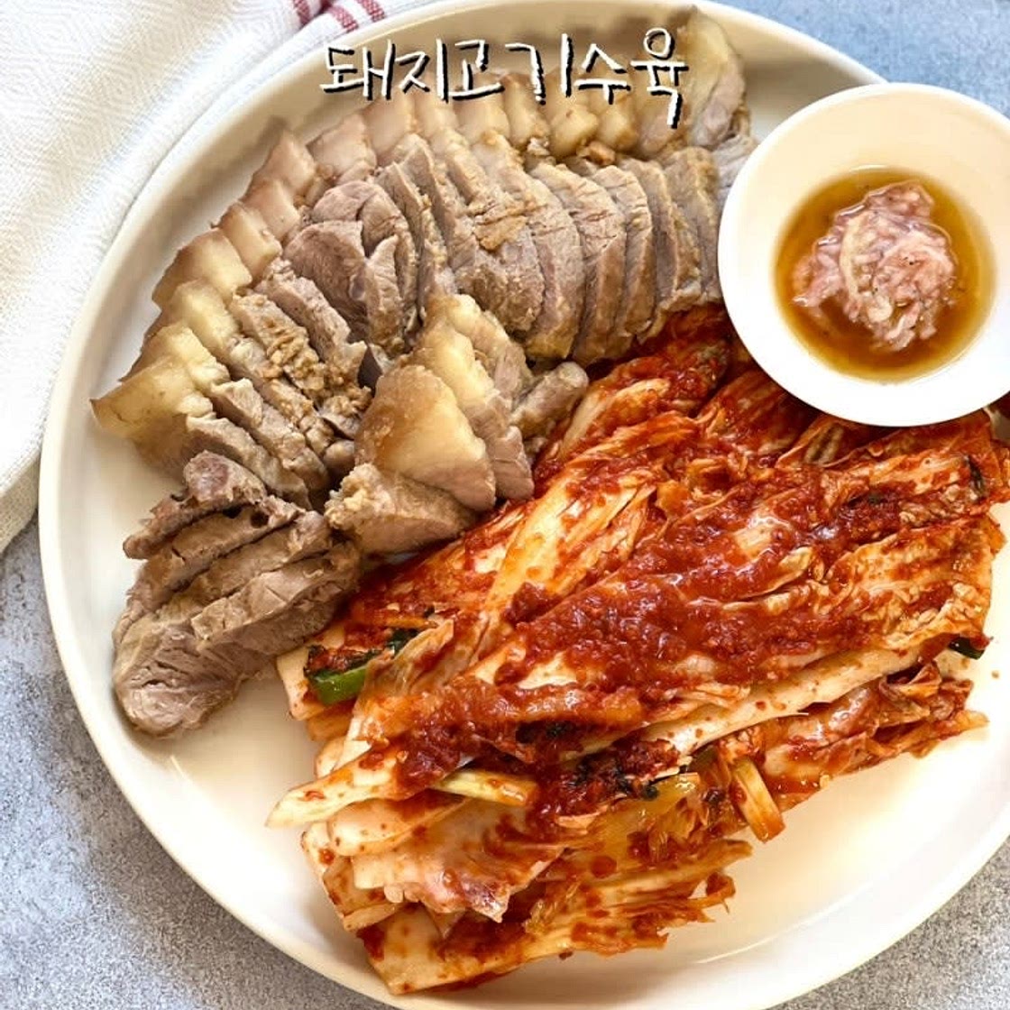 돼지고기수육 김장철 수육 맛있게 삶는 법 압력밥솥 저수분수육 레시피