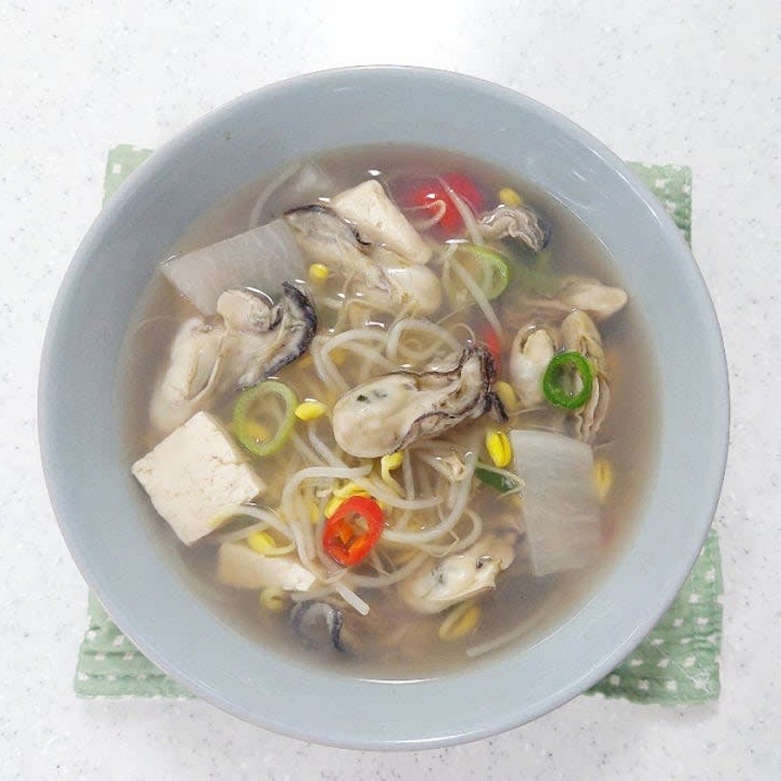 시원한 굴국 굴국밥 만드는법  콩나물 굴국 레시피
