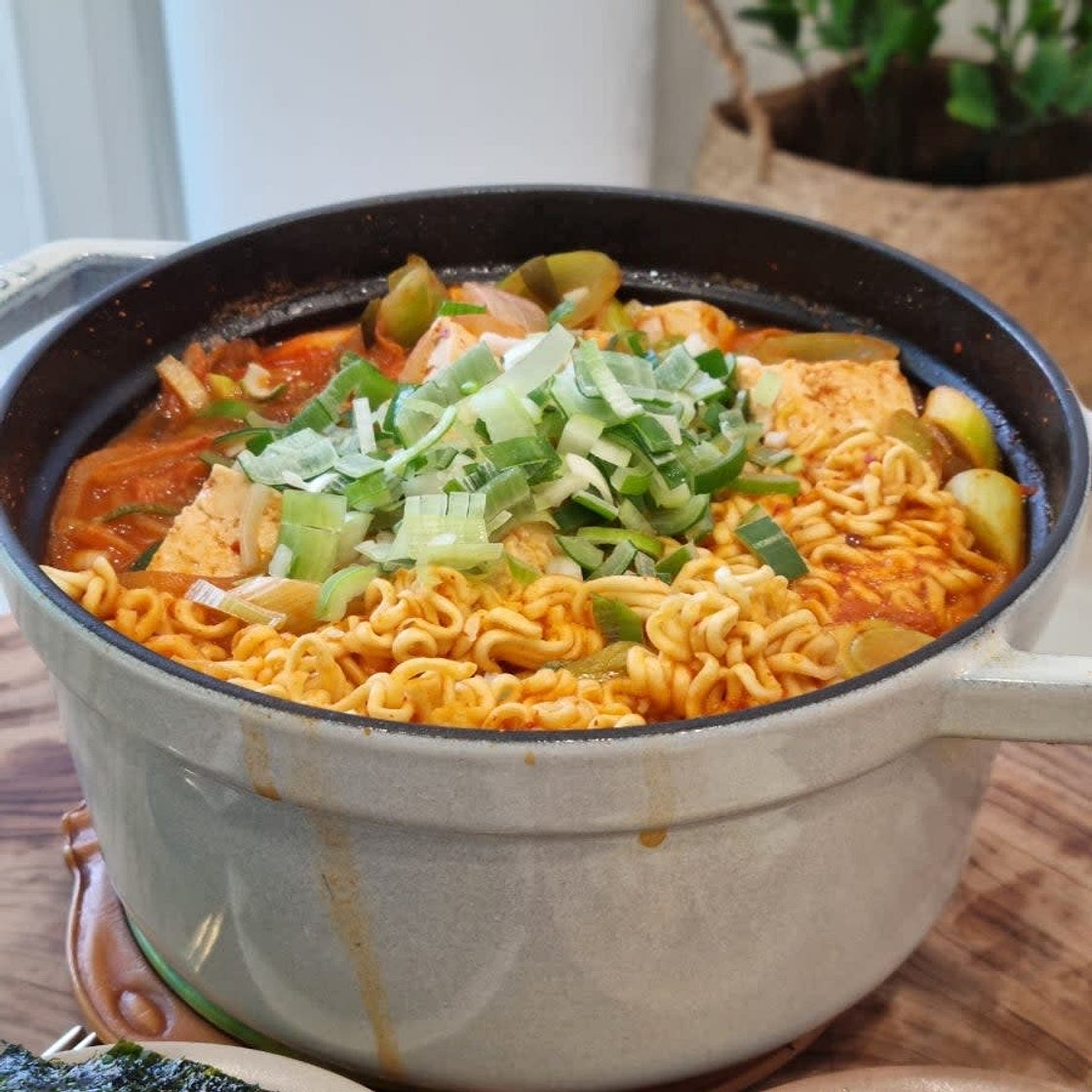 스팸김치찌개 라면사리 넣고 맛있게 끓이는법 스팸요리 밥도둑 초간단 요리