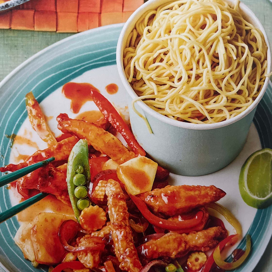 Crispy chicken with sweet and sour sauce