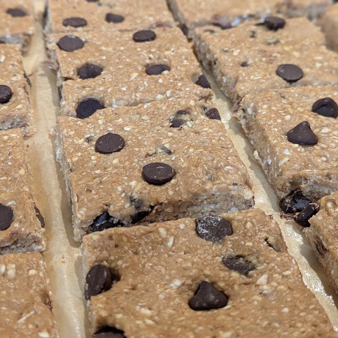 No Bake Chocolate Chip Cookie Bars