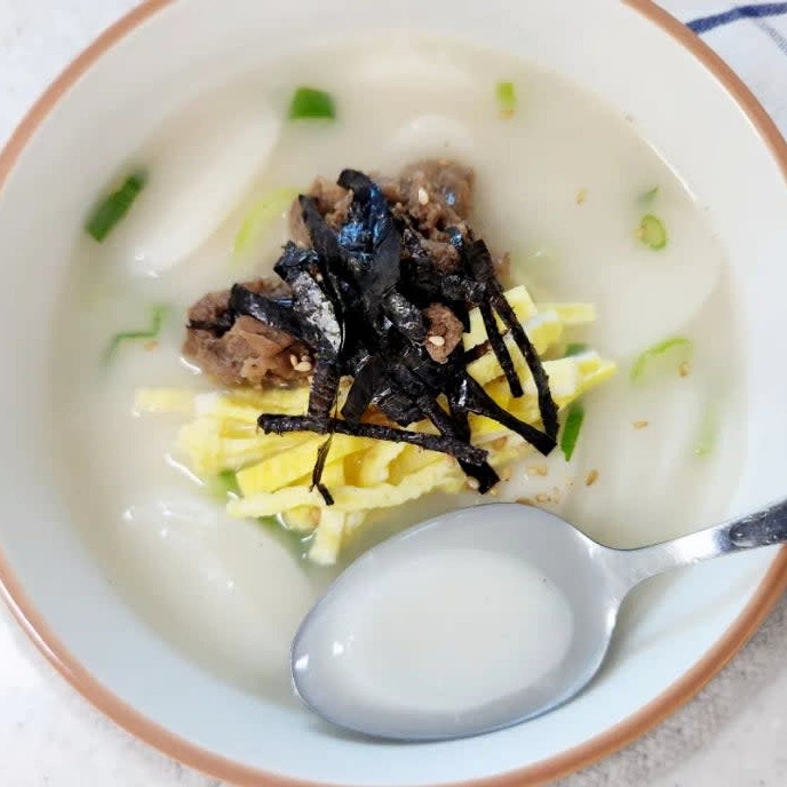 사골떡국 만드는법 간단 떡국 사골곰탕 떡국 레시피