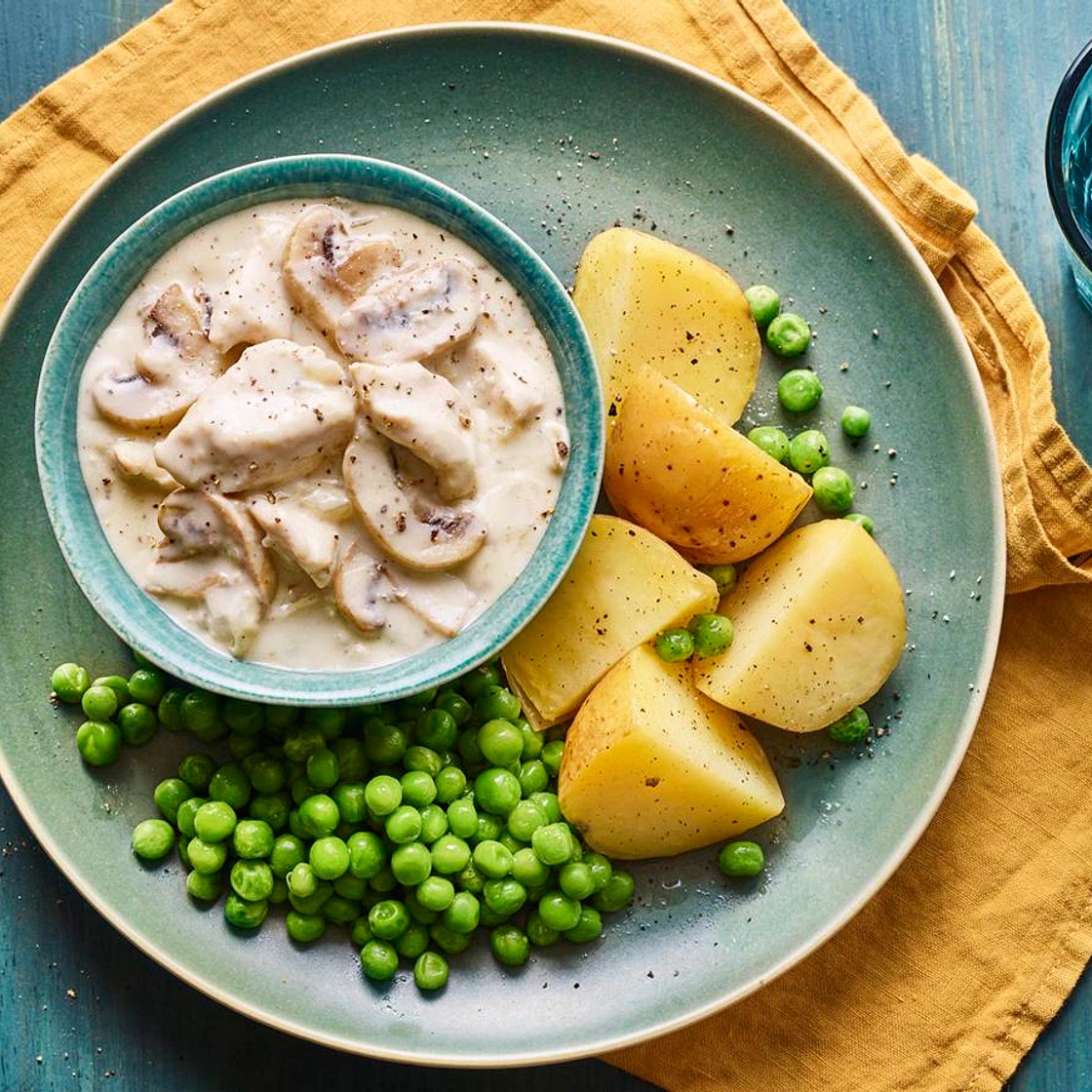 Microwave creamy chicken and mushrooms