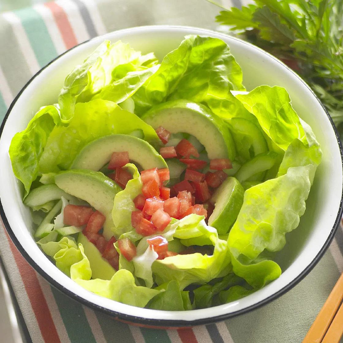 Summer garden salad