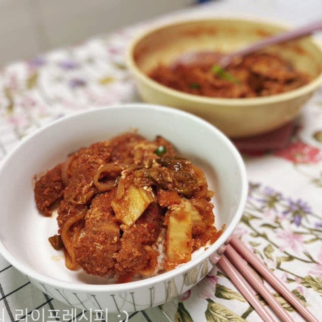칼칼한 돈까스요리 김치가츠나베 돈까스 김치나베