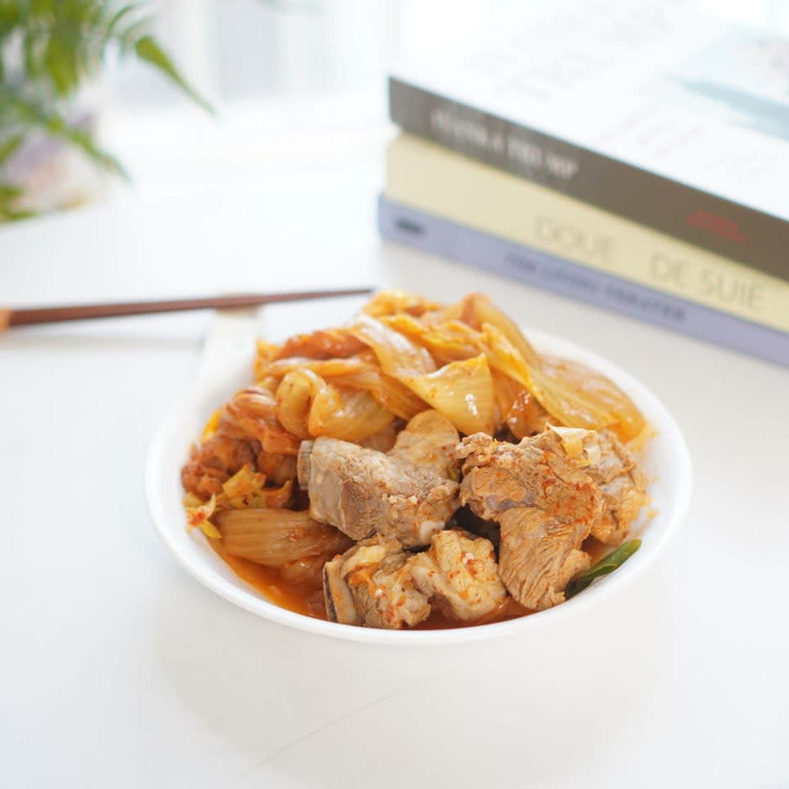돼지갈비김치찜 돼지뼈김치찜 만들기 묵은지 필수~
