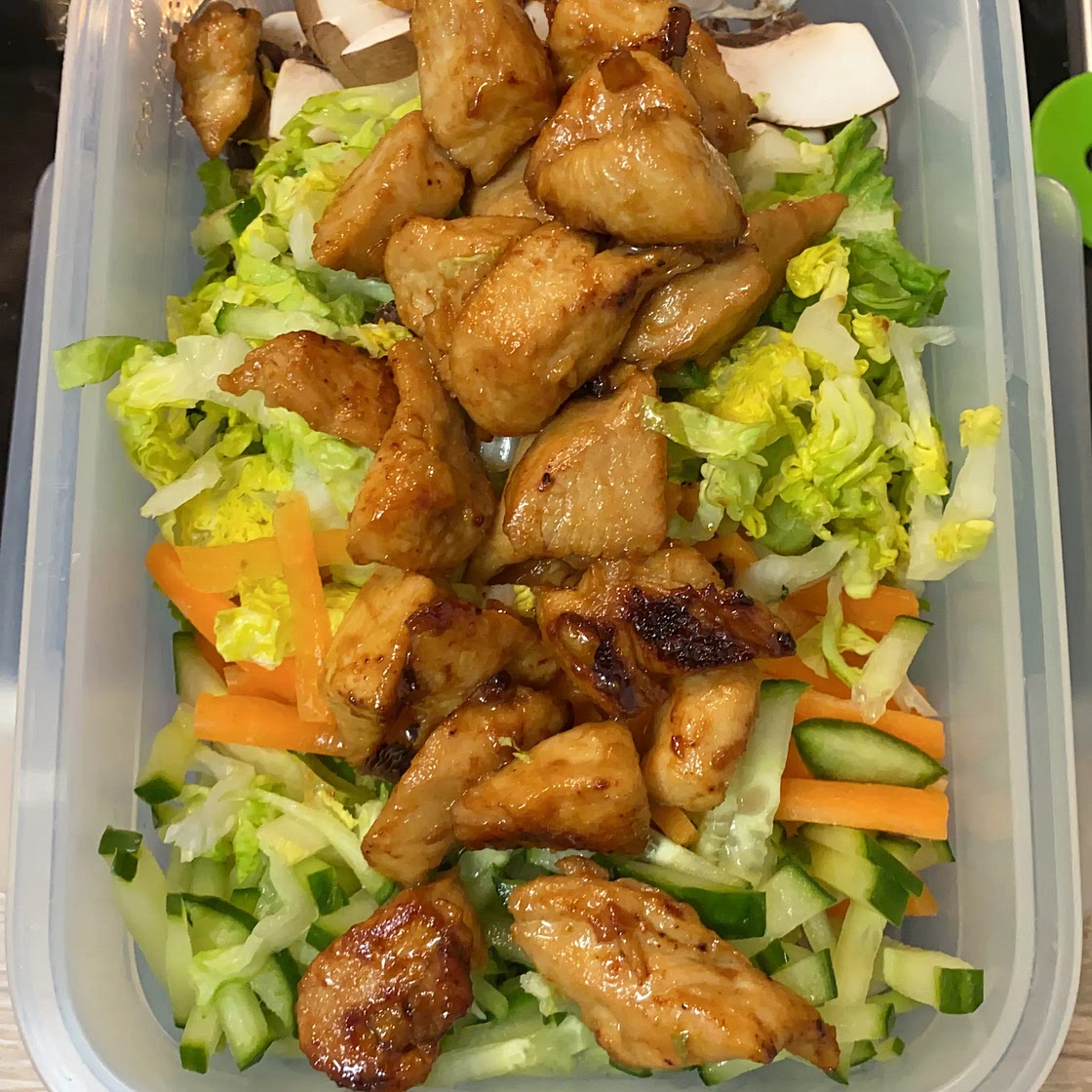 Lau's Salad