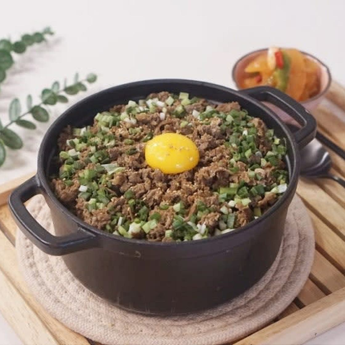 간단한 집밥 메뉴로 만들기 좋은 소불고기 솥밥 레시피