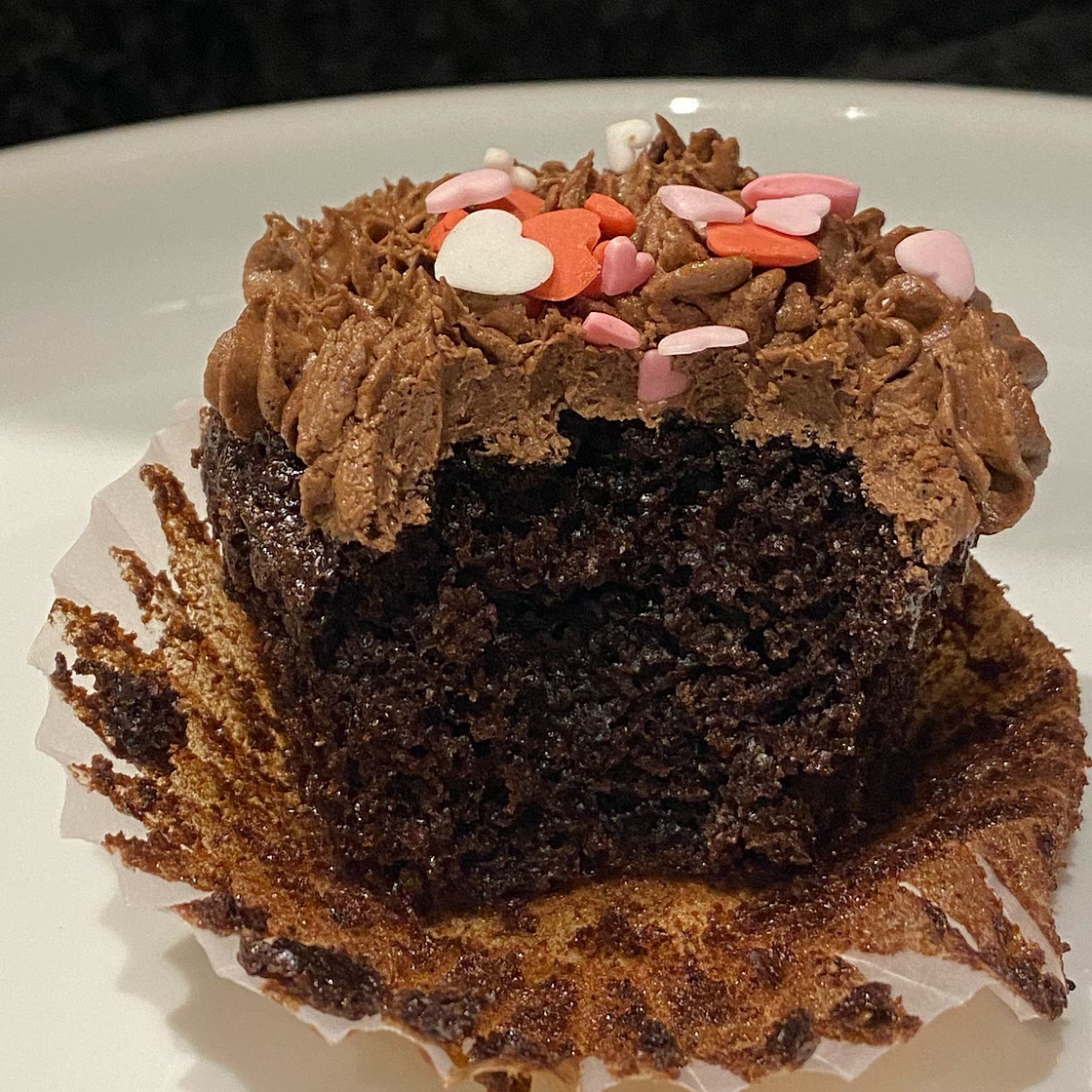 Super Moist Chocolate Cupcakes