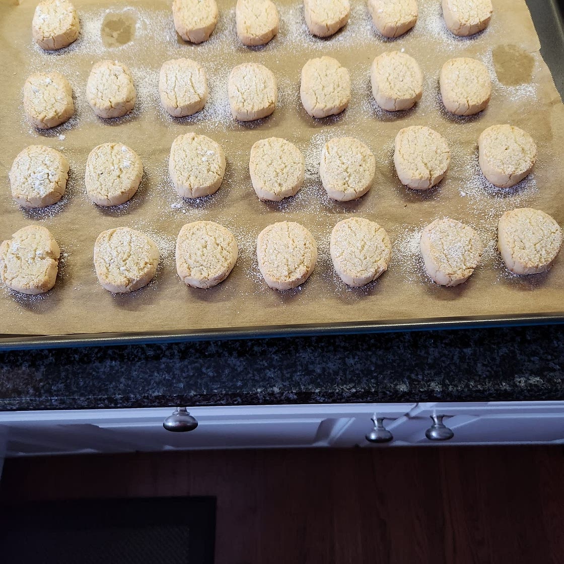 Ricciarelli (Soft Italian Almond Cookies)