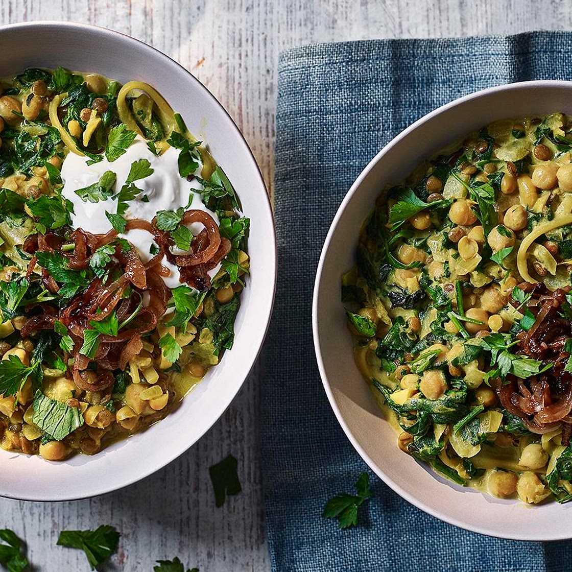 Persian noodle soup