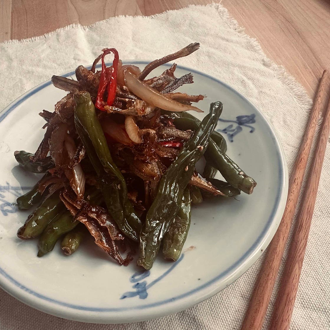 멸치 꽈리 고추 볶음