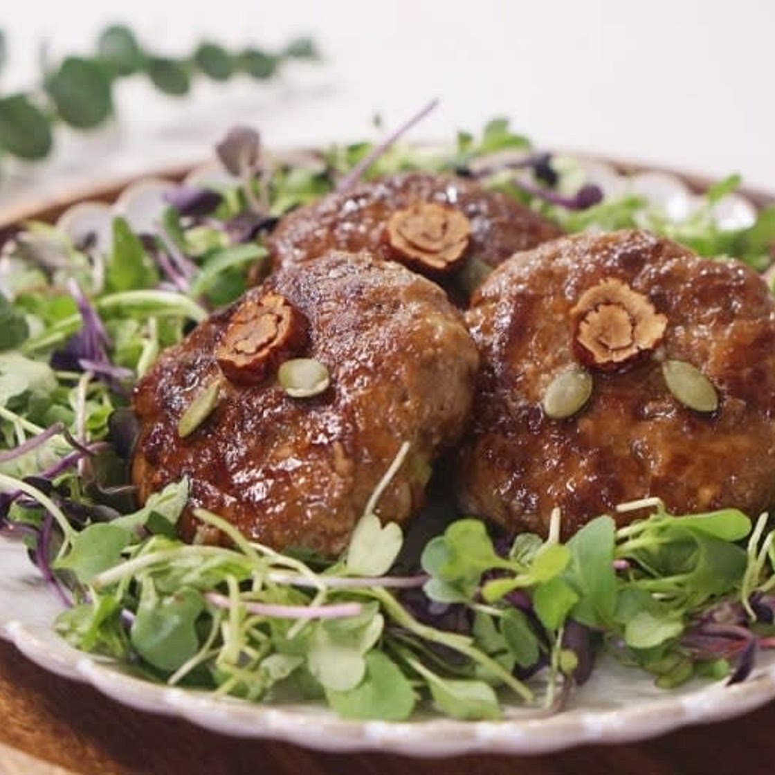 유장소스를 발라 더욱 맛있는 수제 떡갈비 레시피