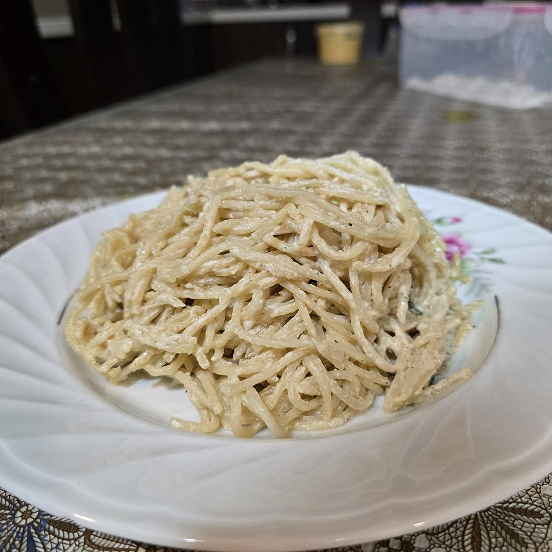 10-MINUTE CREAM CHEESE PASTA