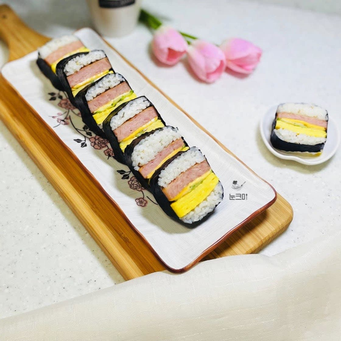 사각김밥 틀이 없어도 예쁘고 간단하게 스팸무스비 만들기