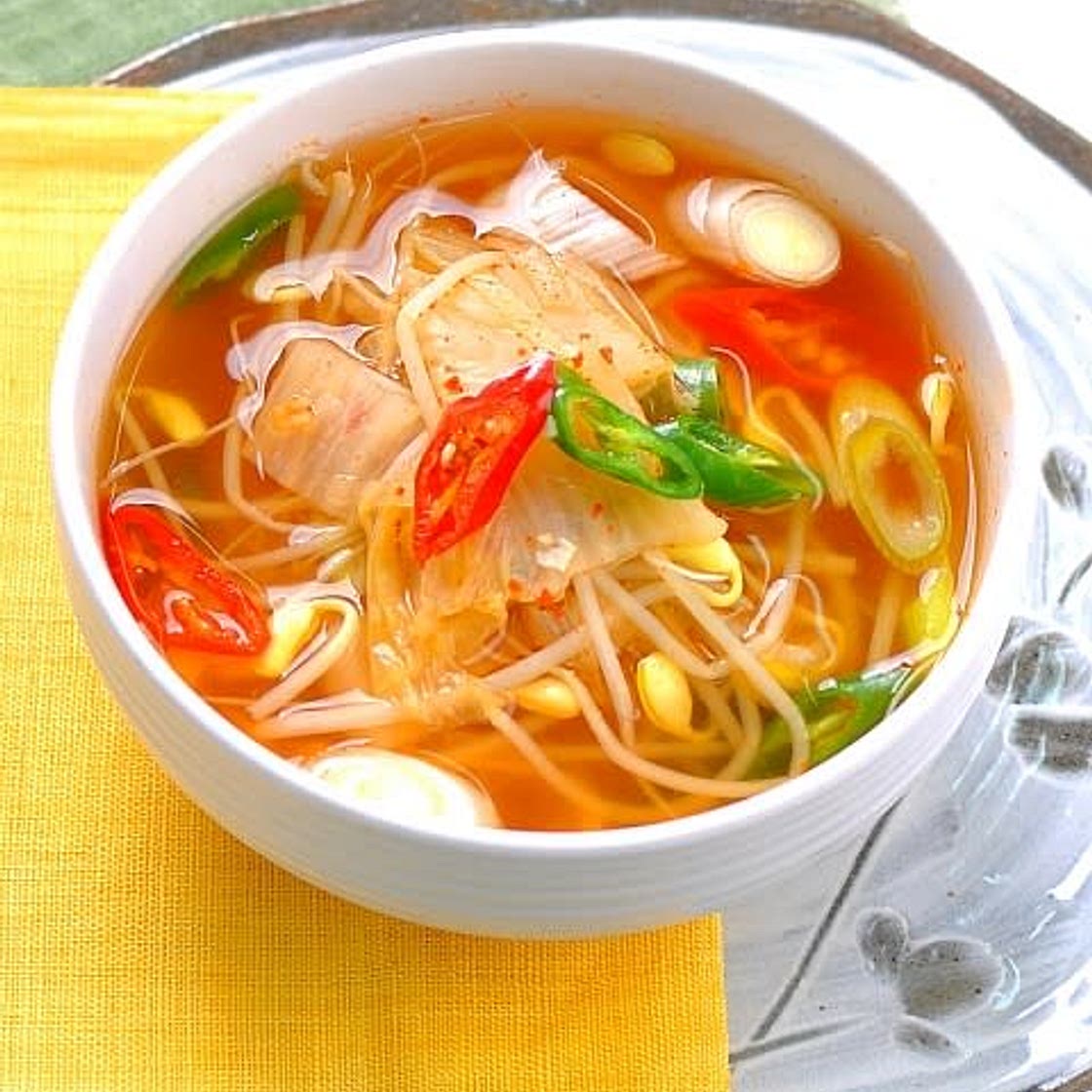 김치콩나물국