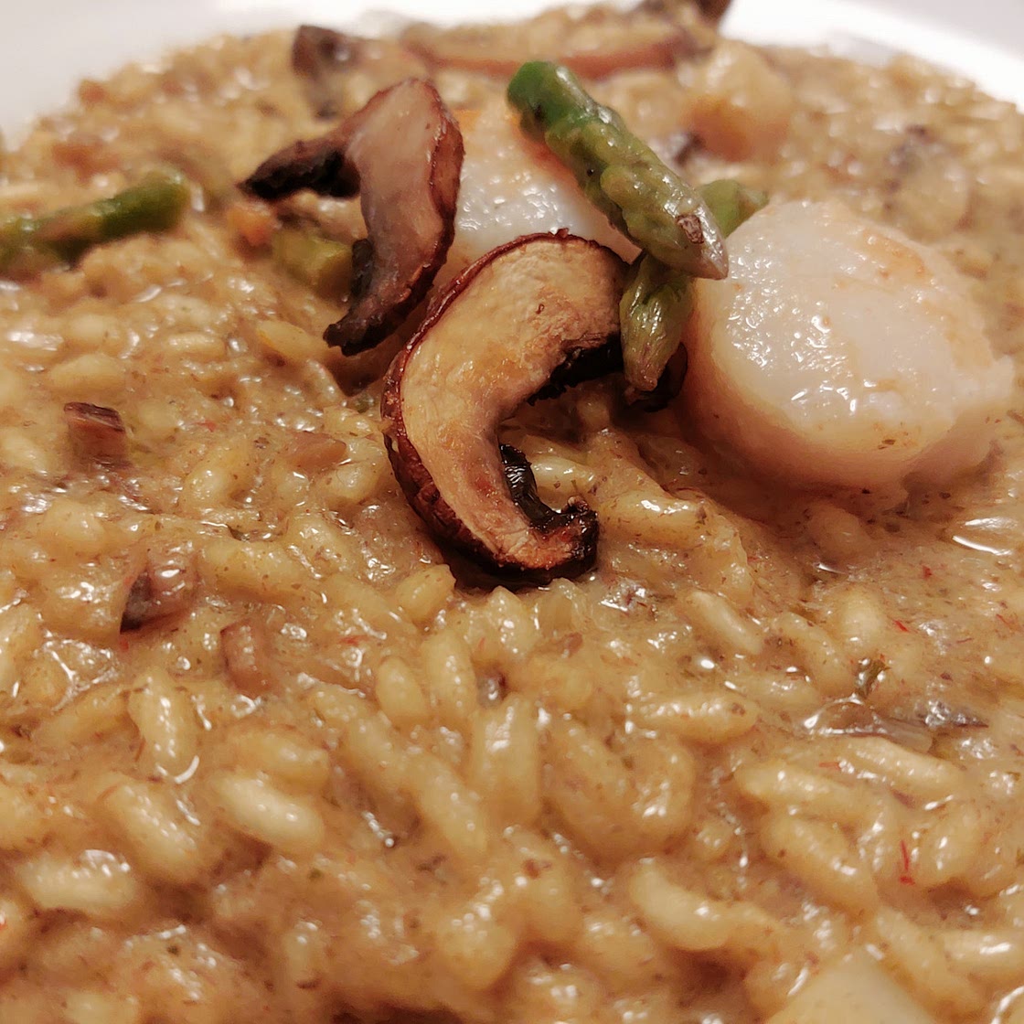 Risotto - Asparagus and saffron cream, mushrooms, and scallops