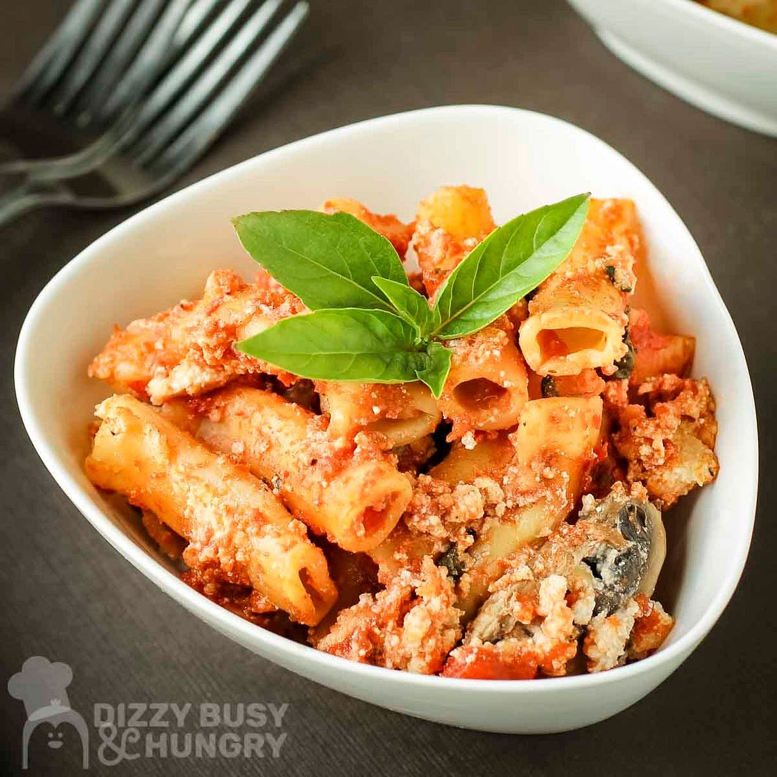Slow Cooker Baked Ziti With Mushrooms and Spinach