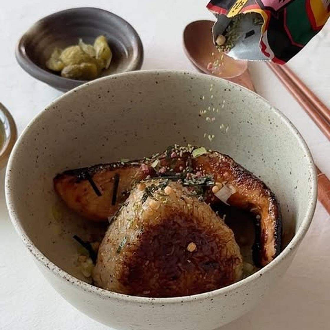 구운주먹밥 연어 오차즈케🍙