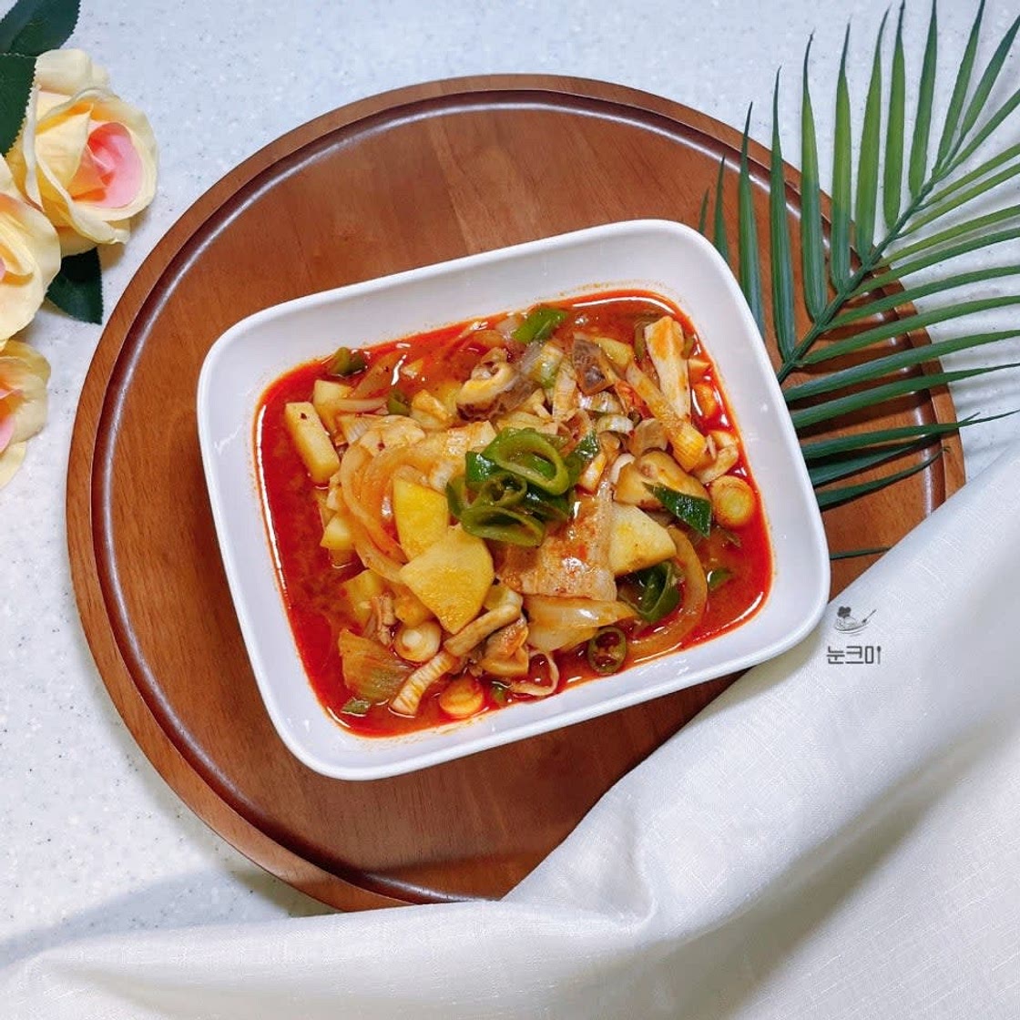 얼큰하고 칼칼한 백종원 고추장찌개 레시피