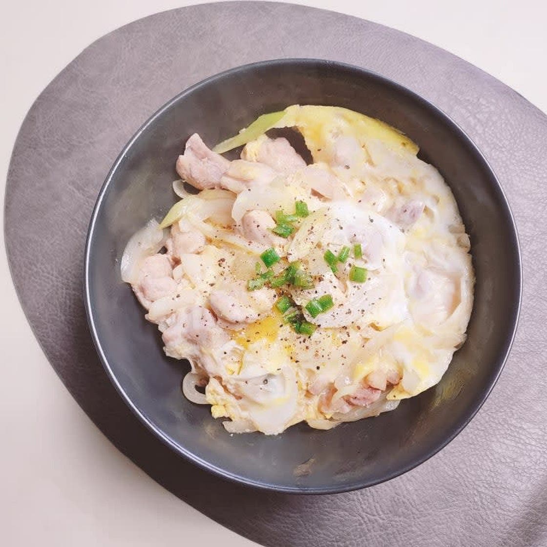 달다리살 양파 덮밥 오야코동