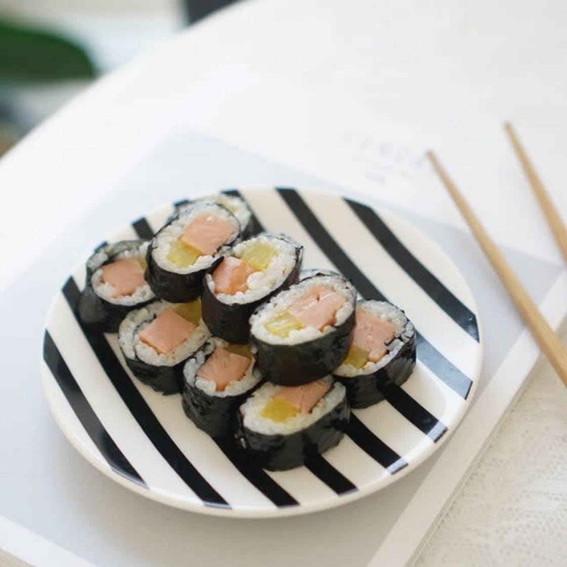 스팸 김밥 만드는법 한입에 쏙~
