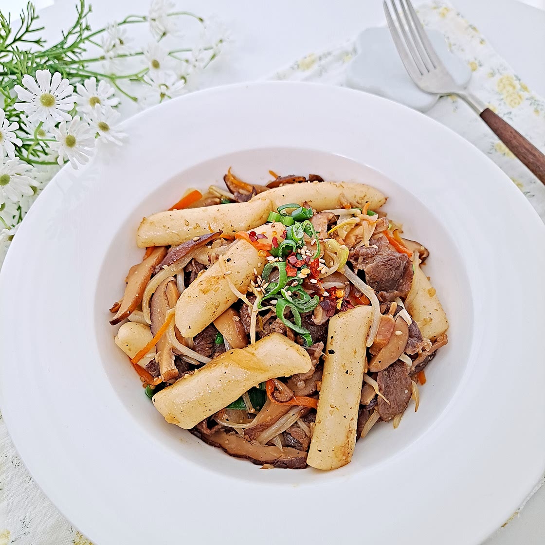 간장불고기 더해진 궁중떡볶이