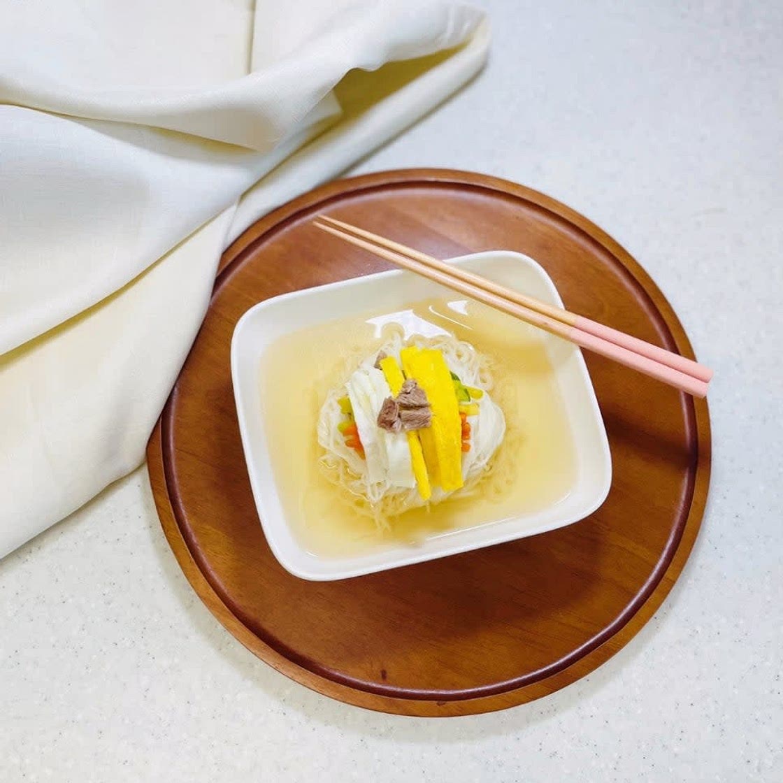 고기육수로 뜨근하고 맛있는 국수장국 만들기
