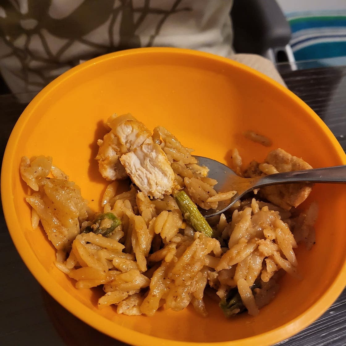 Parmesan Orzo with Chicken and Asparagus