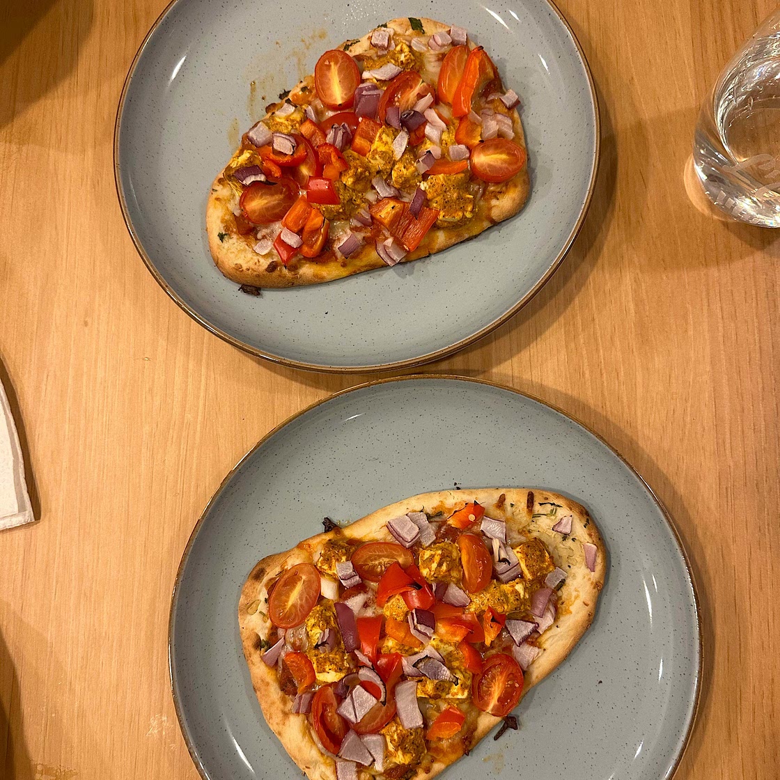 Tandoori Paneer Naan Pizza - Air Fryer / Oven