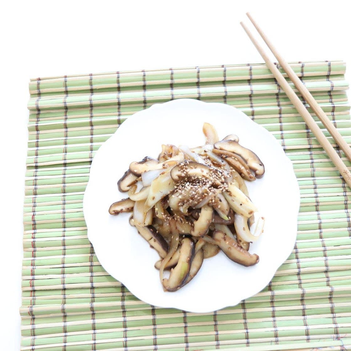 표고버섯볶음 만드는법 쫄깃하니 맛있어요